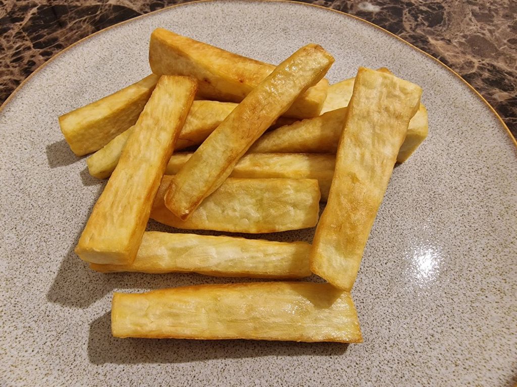 Fried yam slices